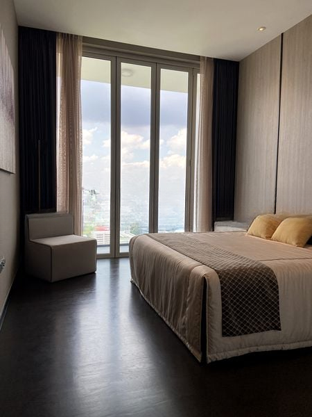 KALLANG RIVERSIDE 15