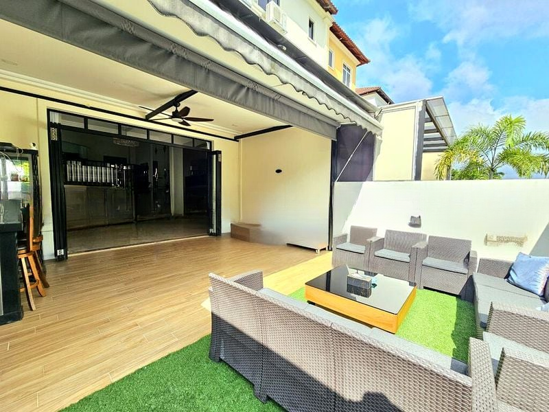 LOYANG VILLAS 14