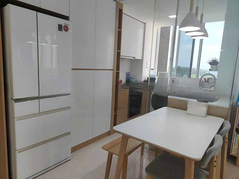 THE LINE @ TANJONG RHU 9