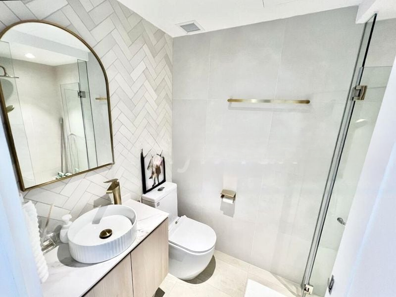 RIVERFRONT RESIDENCES 2