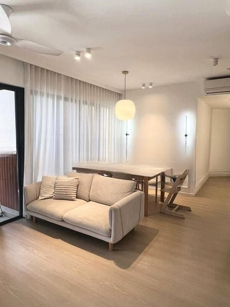 RIVERFRONT RESIDENCES 15