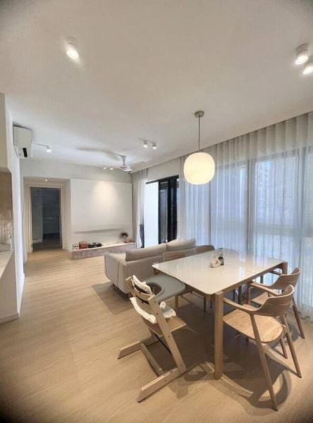 RIVERFRONT RESIDENCES 13