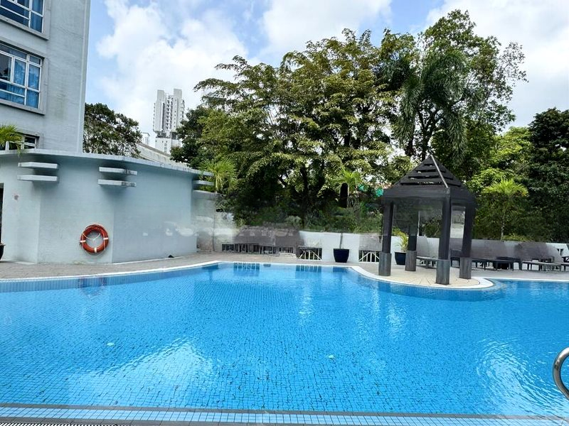 LEEDON 2 4