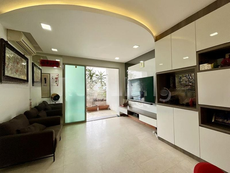 SUITES TWENTY-TWO 2