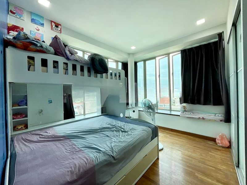SUITES TWENTY-TWO 4