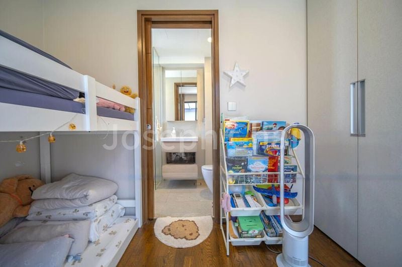 THE MILTONIA RESIDENCES 5