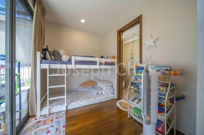 THE MILTONIA RESIDENCES 6