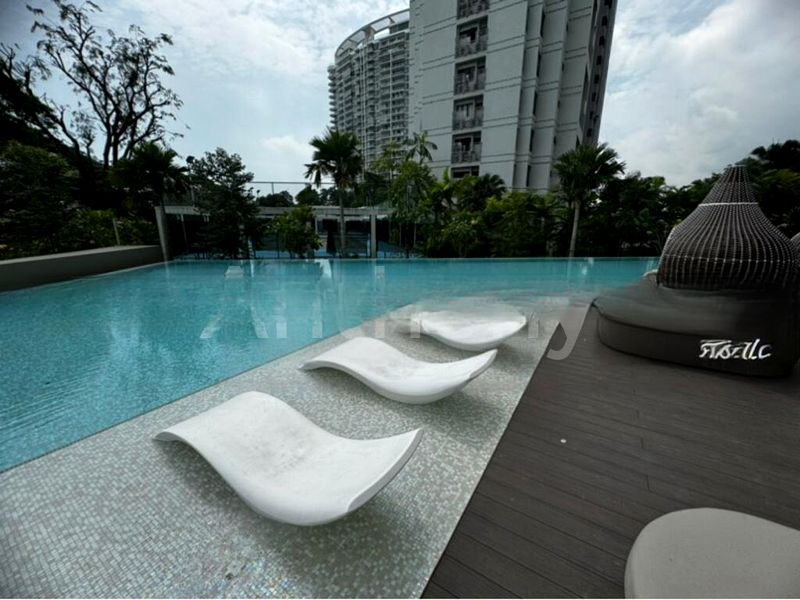 COASTLINE RESIDENCES 8