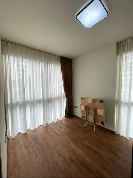 COASTLINE RESIDENCES 13