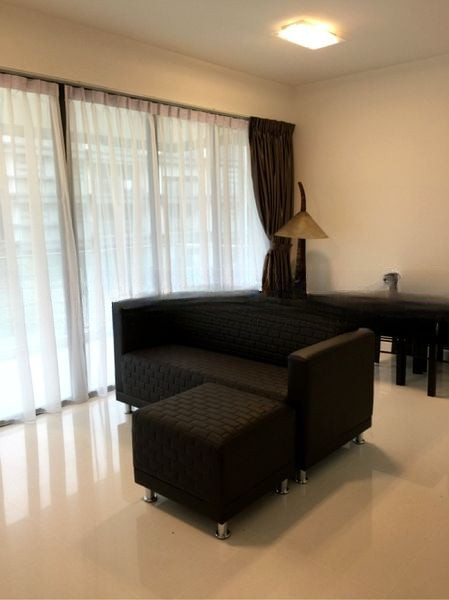 HEDGES PARK CONDOMINIUM 1