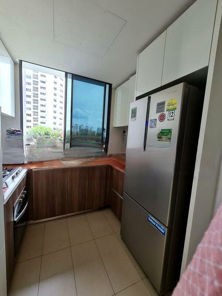 THE LUXURIE 9