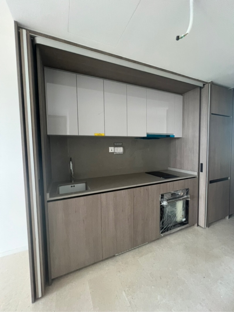 AVENUE SOUTH RESIDENCE 9