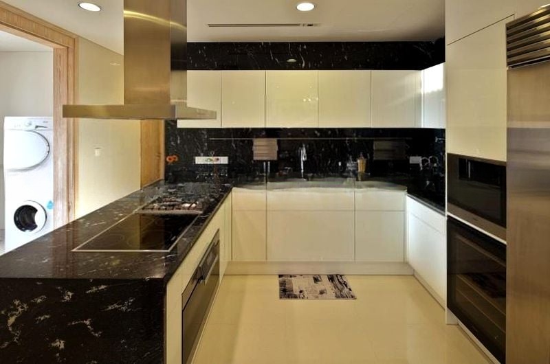 THE RITZ-CARLTON RESIDENCES SINGAPORE CAIRNHILL 9