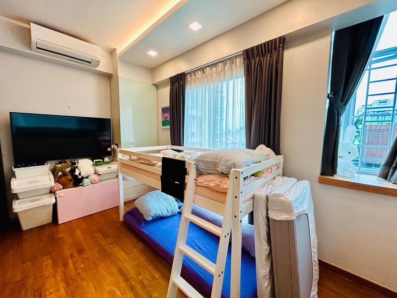EASTERN RESIDENCE 8