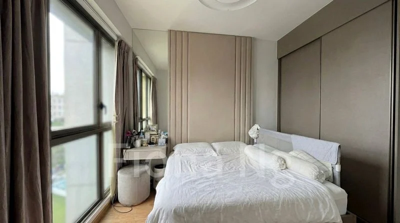 RIVERCOVE RESIDENCES 4