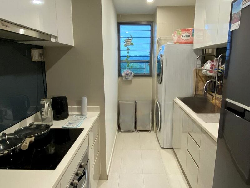 THE SANTORINI 6