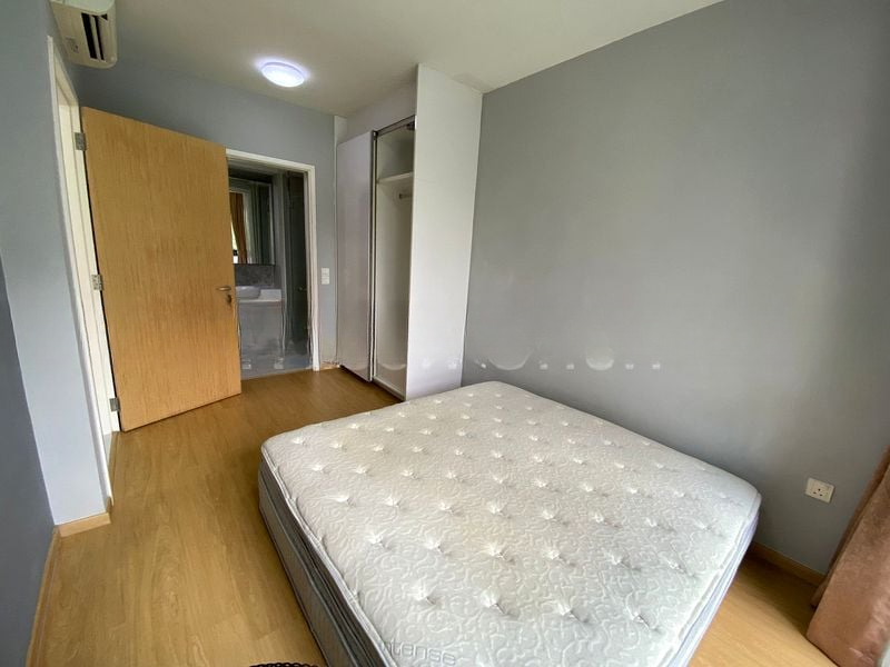 THE LAKEFRONT RESIDENCES 3