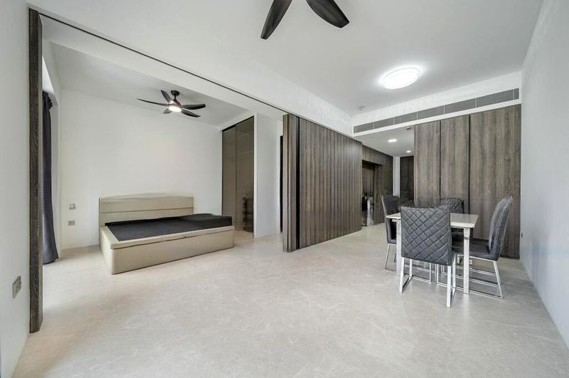 THE REEF AT KING'S DOCK 2