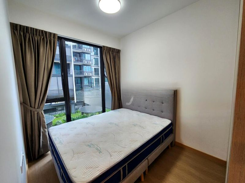 TREASURE AT TAMPINES 10