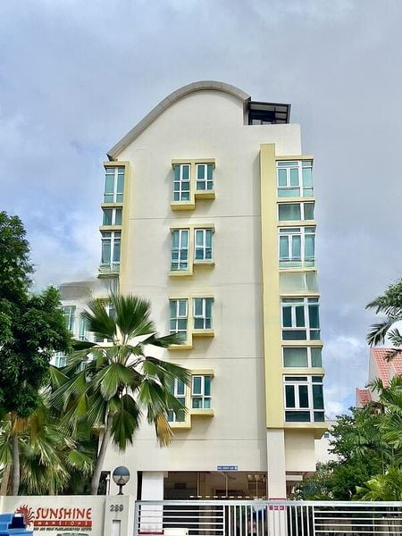 SUNSHINE MANSIONS 1