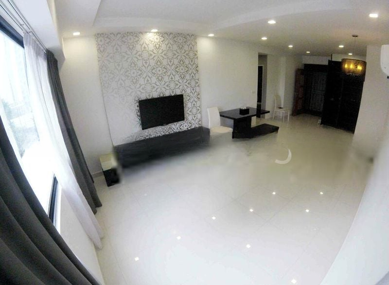 CENTRAL GREEN CONDOMINIUM 1
