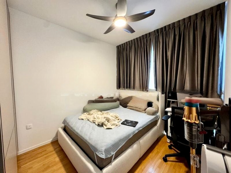 AVENUE SOUTH RESIDENCE 7