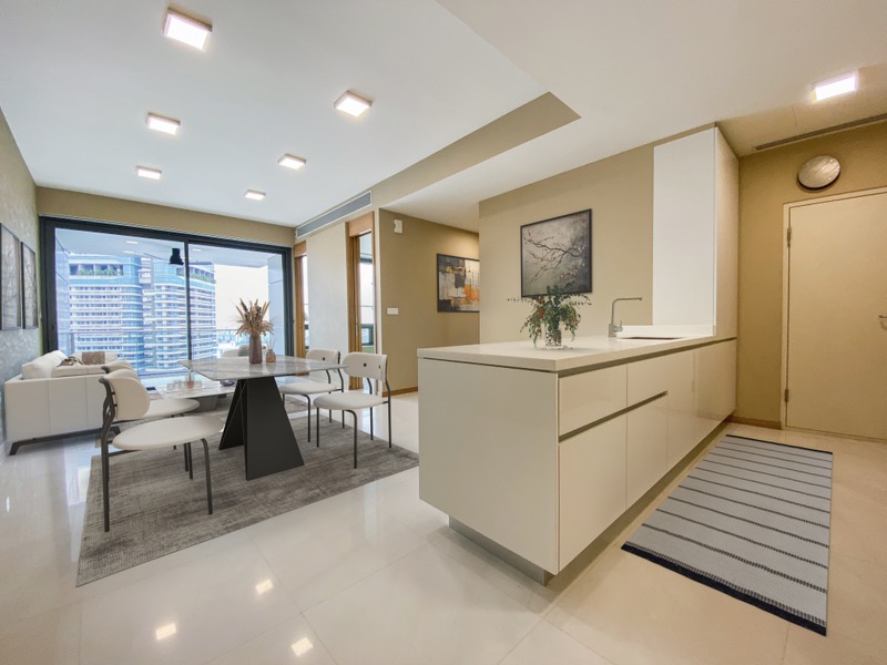 CONCOURSE SKYLINE 13