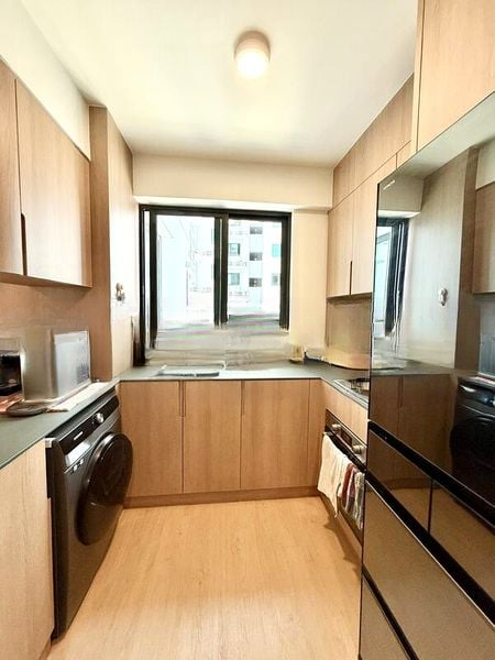 KINGSFORD WATERBAY 5