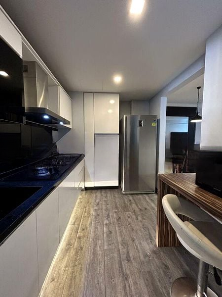 RIVERVALE CREST 4