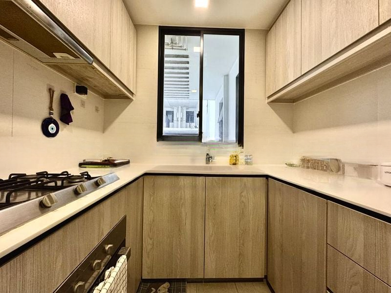 WESTWOOD RESIDENCES 9