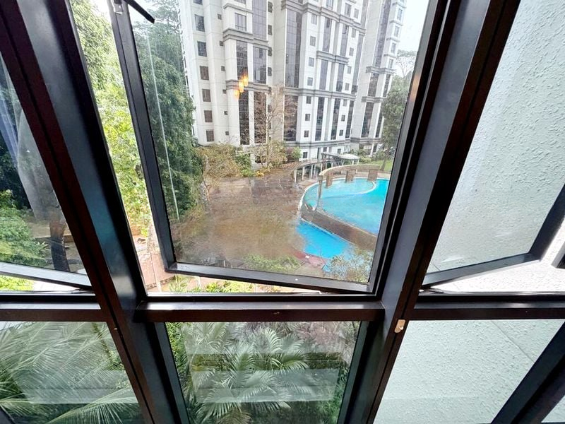 REGENT HEIGHTS 4