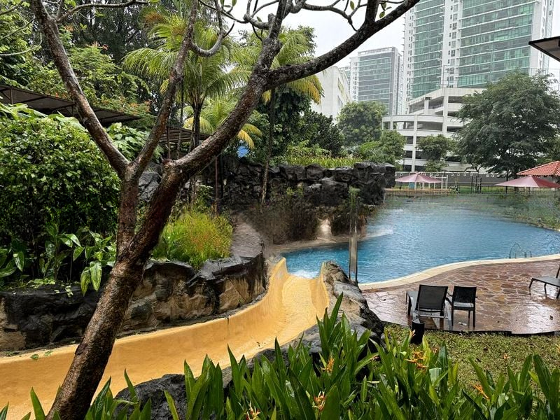 REGENT HEIGHTS 5