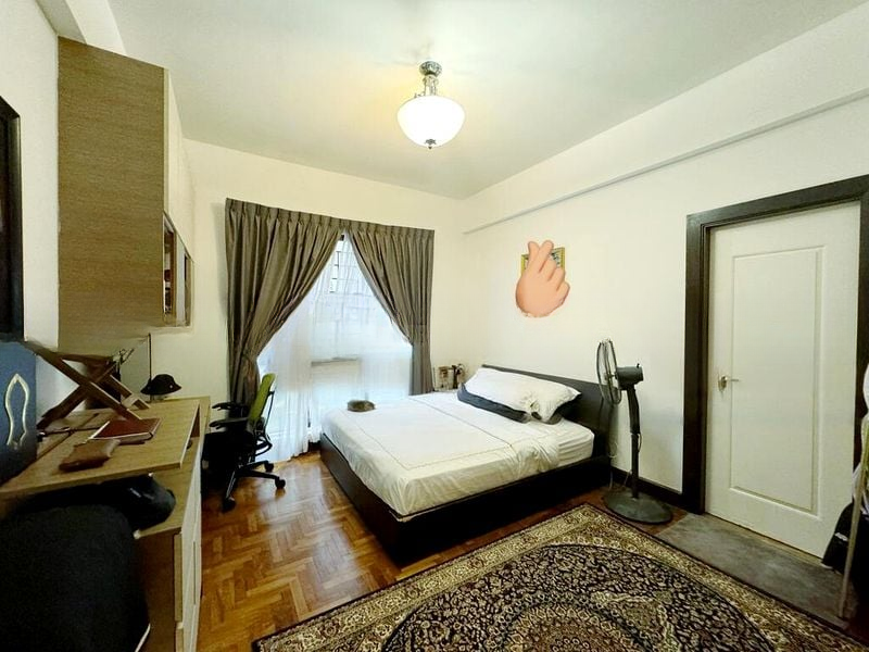 REGENT HEIGHTS 11