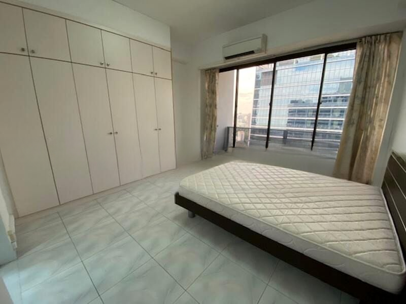 INTERNATIONAL PLAZA 3