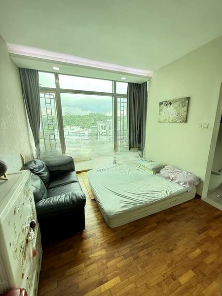 HILLVIEW REGENCY 5