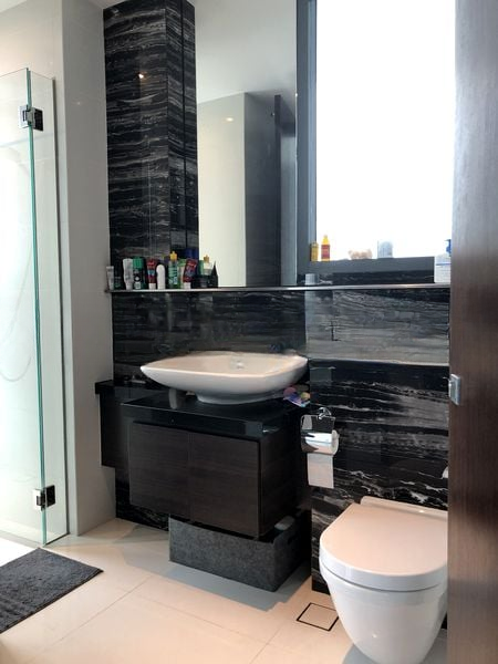 ROBIN SUITES 9