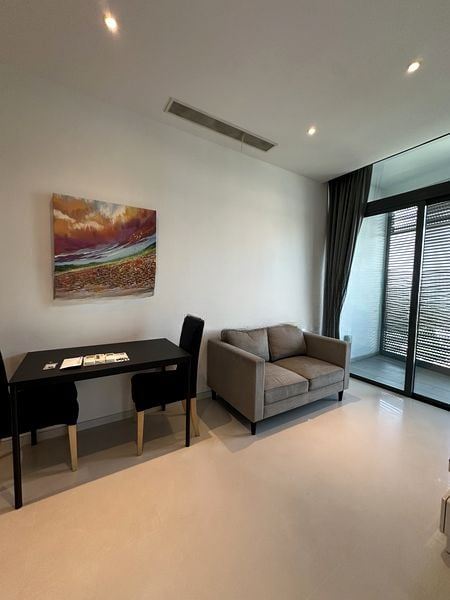 ROBIN SUITES 1