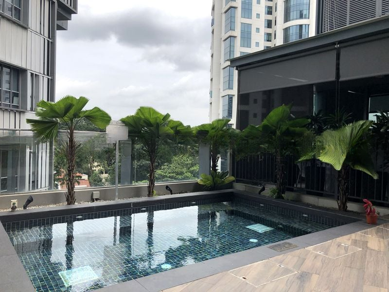 ROBIN SUITES 15