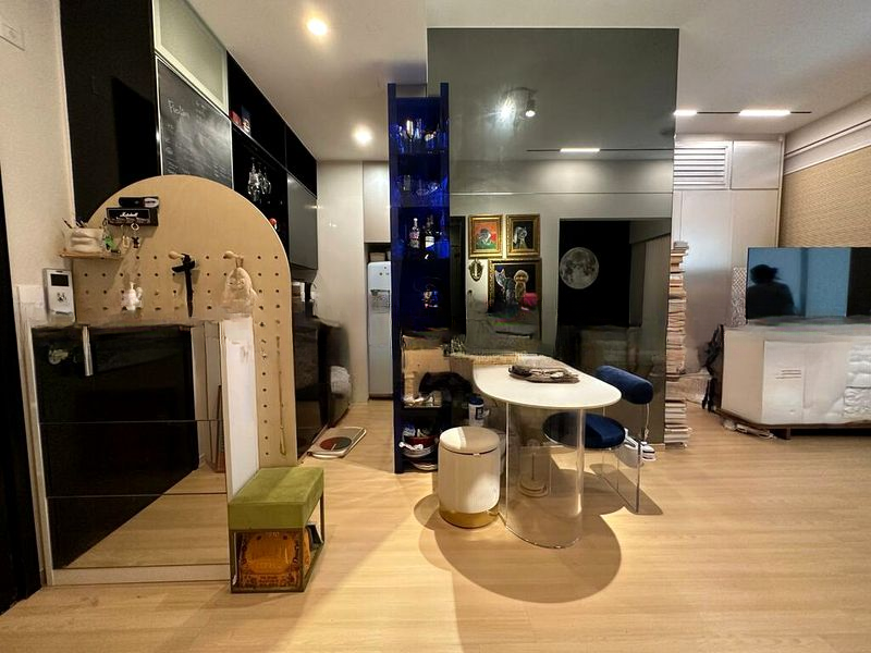 DAISY SUITES 8