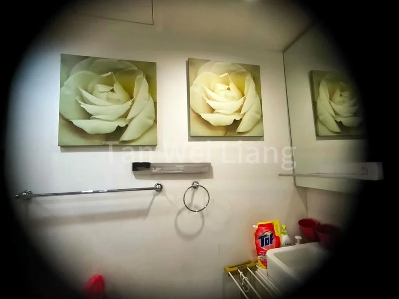 HIGH STREET CENTRE 8