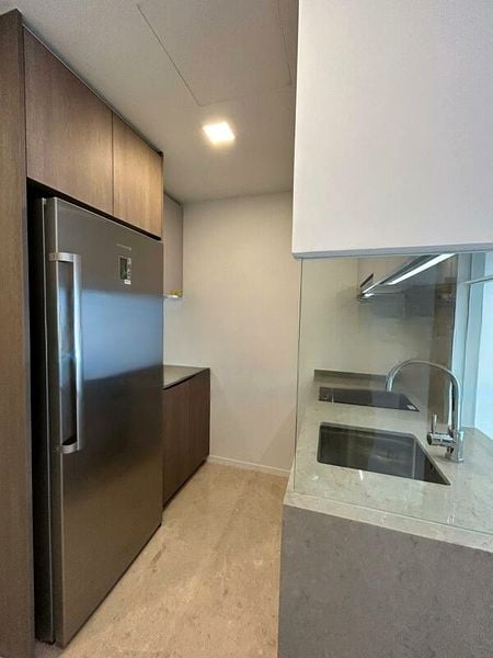 AVENUE SOUTH RESIDENCE 5