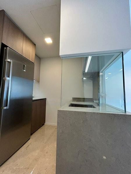 AVENUE SOUTH RESIDENCE 6