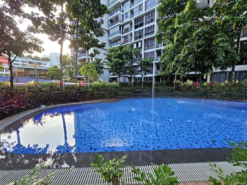 TWIN FOUNTAINS 3