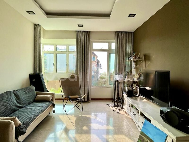 FOREST HILLS CONDOMINIUM 8