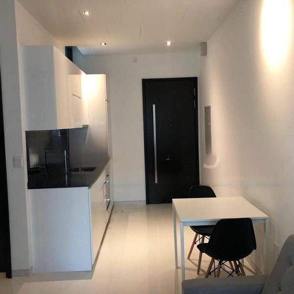 ROBIN SUITES 7