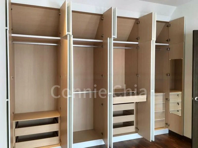 WATERMARK ROBERTSON QUAY 9