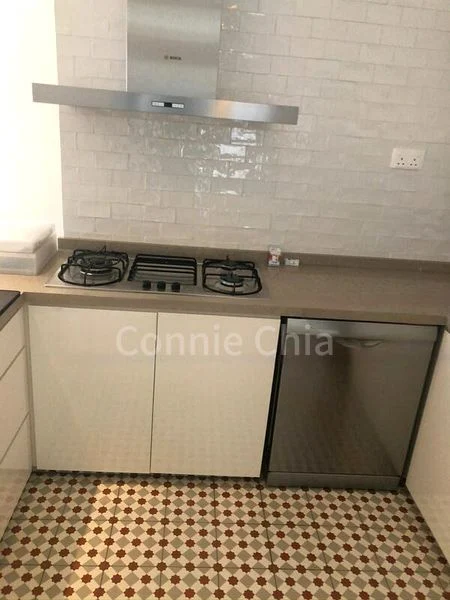 WATERMARK ROBERTSON QUAY 10