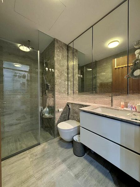 FOURTH AVENUE RESIDENCES 4