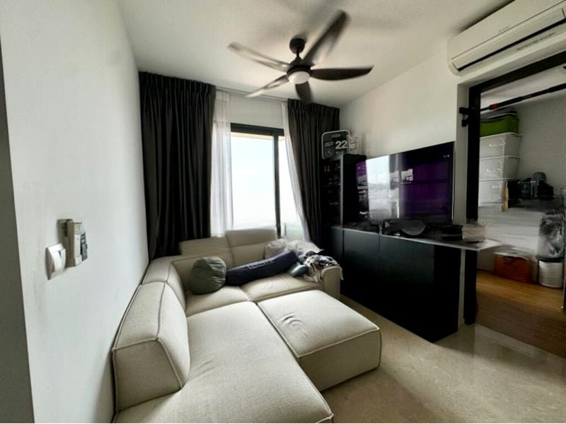 AVENUE SOUTH RESIDENCE 7