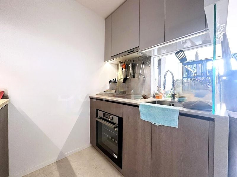 AVENUE SOUTH RESIDENCE 14